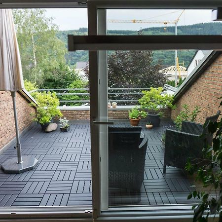 Moderne 70 Qm Wohnung Mit Grosser Dachterrasse Kinheim Dış mekan fotoğraf
