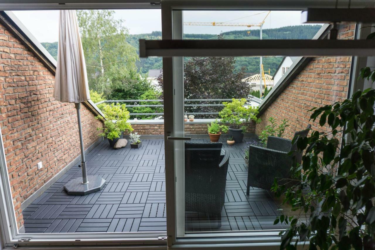 Moderne 70 Qm Wohnung Mit Grosser Dachterrasse Kinheim Dış mekan fotoğraf