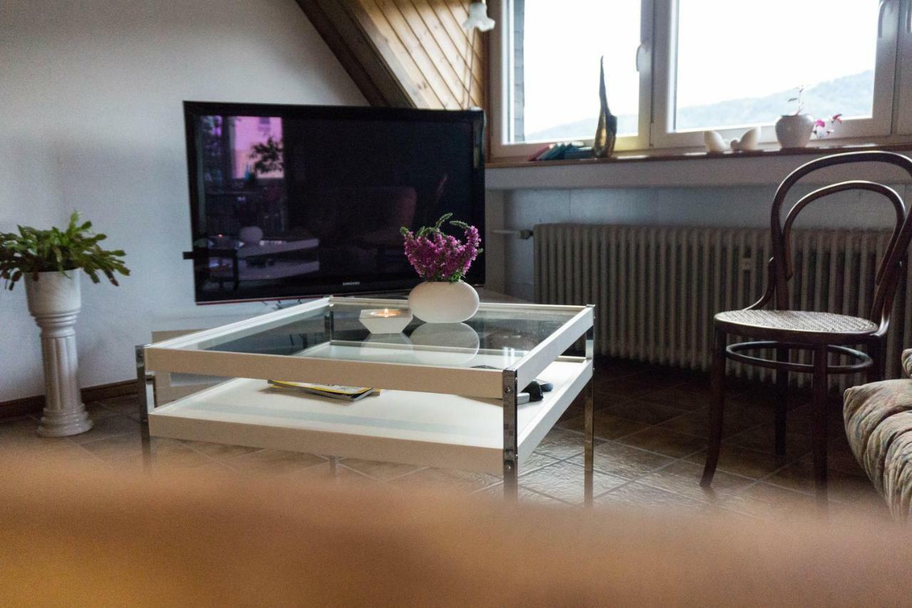 Moderne 70 Qm Wohnung Mit Grosser Dachterrasse Kinheim Dış mekan fotoğraf