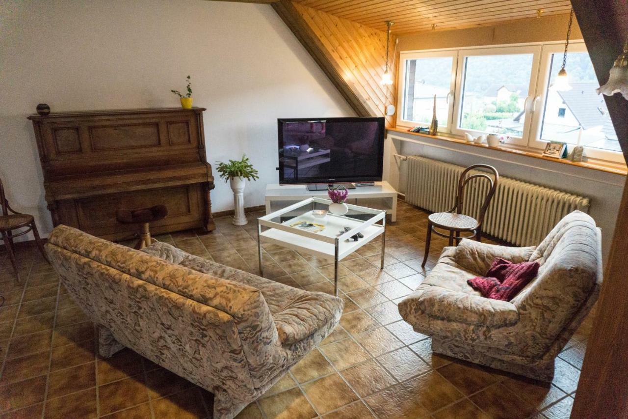 Moderne 70 Qm Wohnung Mit Grosser Dachterrasse Kinheim Dış mekan fotoğraf